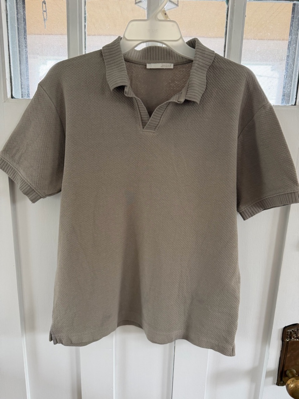 Zara Short Sleeve Collared Tee in Taupe